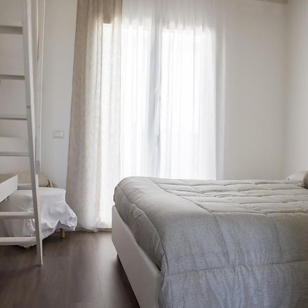 Home Suites Home Salionze Extérieur photo