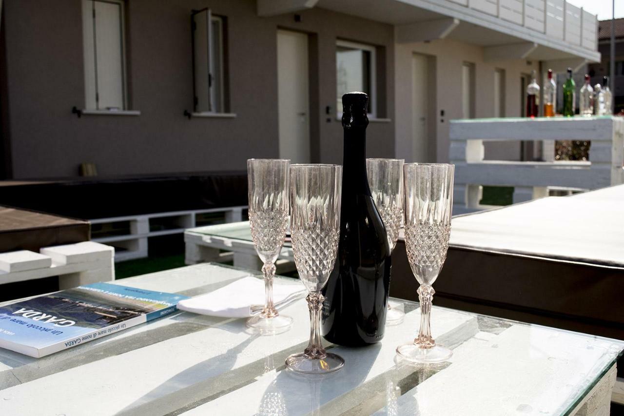 Home Suites Home Salionze Extérieur photo