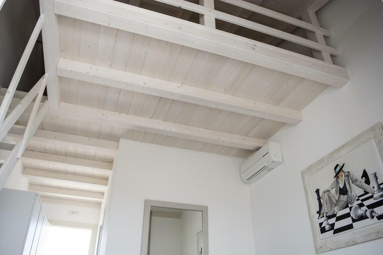 Home Suites Home Salionze Extérieur photo