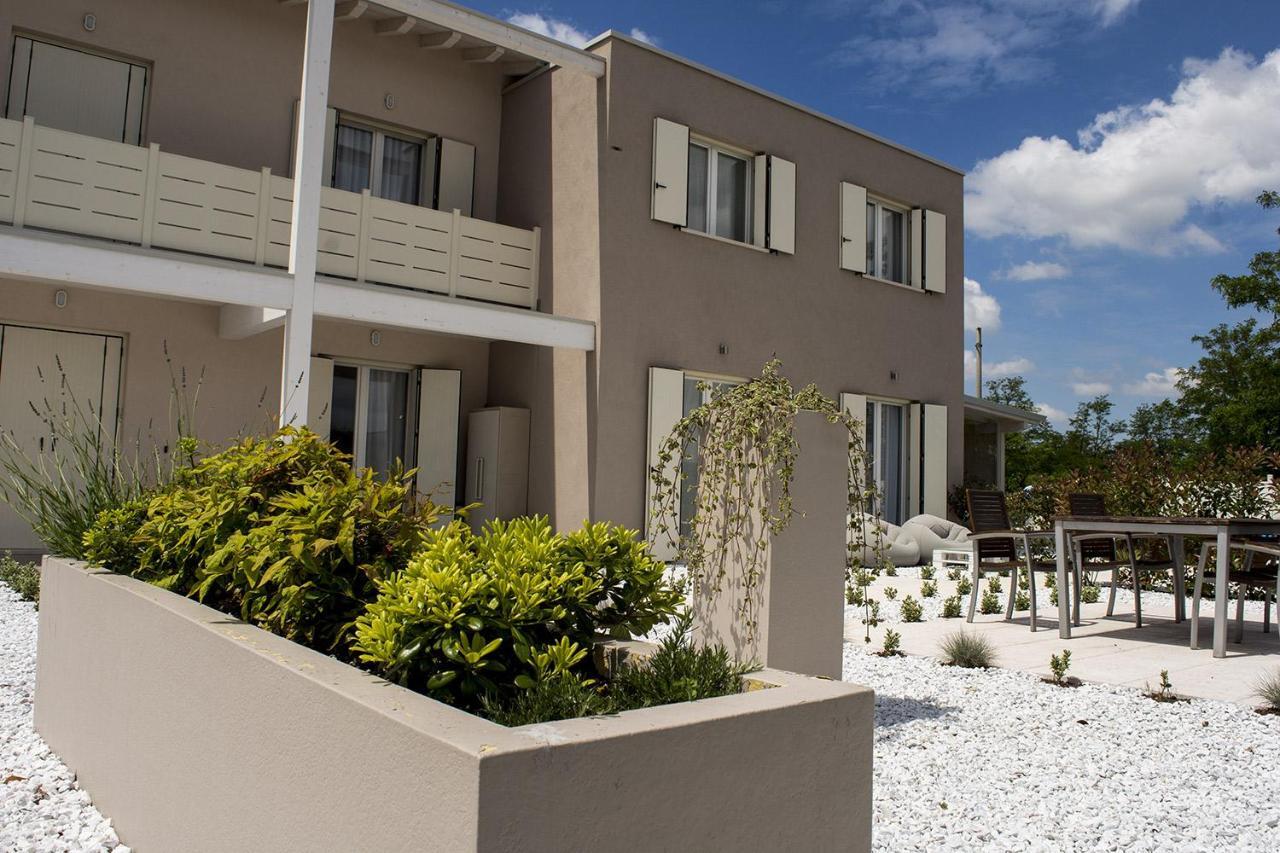 Home Suites Home Salionze Extérieur photo
