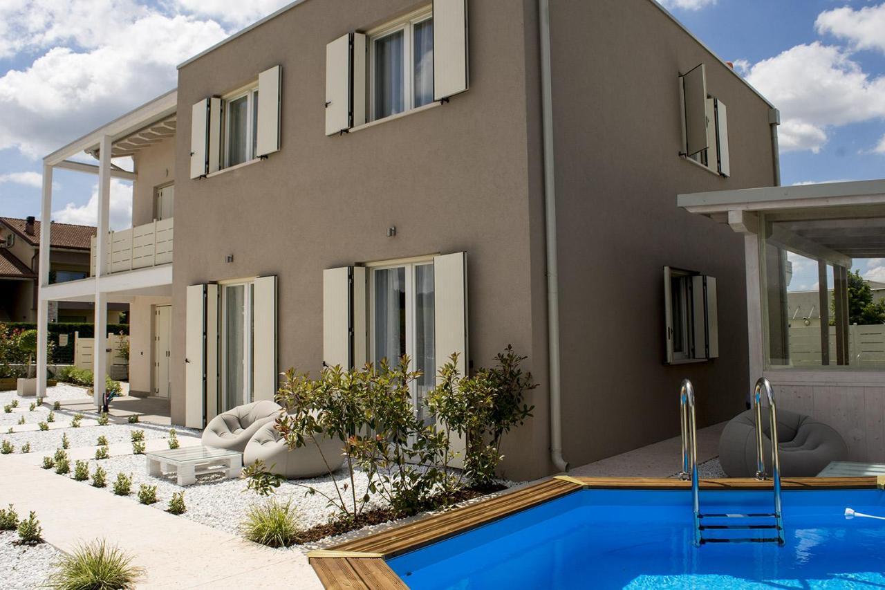 Home Suites Home Salionze Extérieur photo